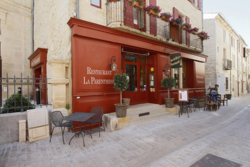 DP_Hostellerie_Provencale_Page_1_Image_0001.jpg