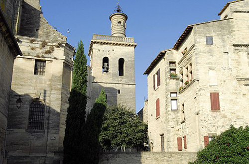 DP_Hostellerie_Provencale_Page_7_Image_0001.jpg