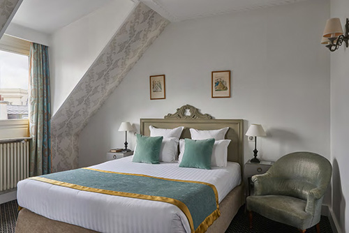HOTEL_BRADFORD_ELYSEES_DP_2015_Page_10_Image_0001.jpg