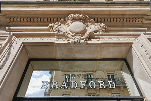 HOTEL_BRADFORD_ELYSEES_Facade-H-DSC5670_CREDITS_ASTOTEL.jpg
