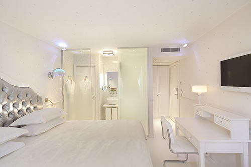 original_hotel-chambre-2-05-08_bd.jpg