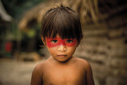 3-Enfant-tupi-guaraniAdobeStock_155529471-1024x683