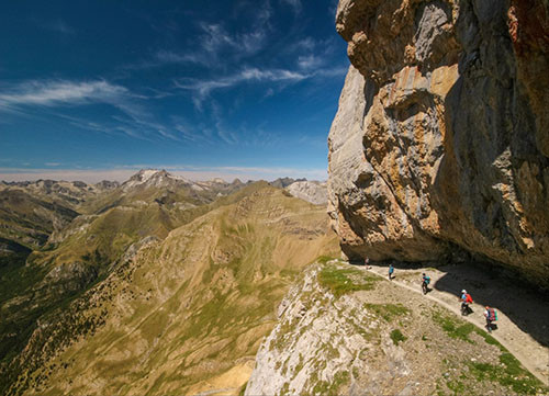 CPDNECOTOURISME2_Page_2_Image_0001